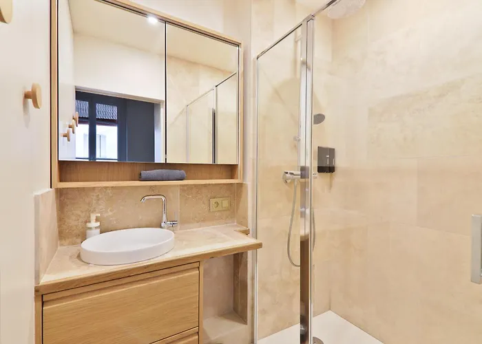 Quartier Pantheon 2 Free Netflix